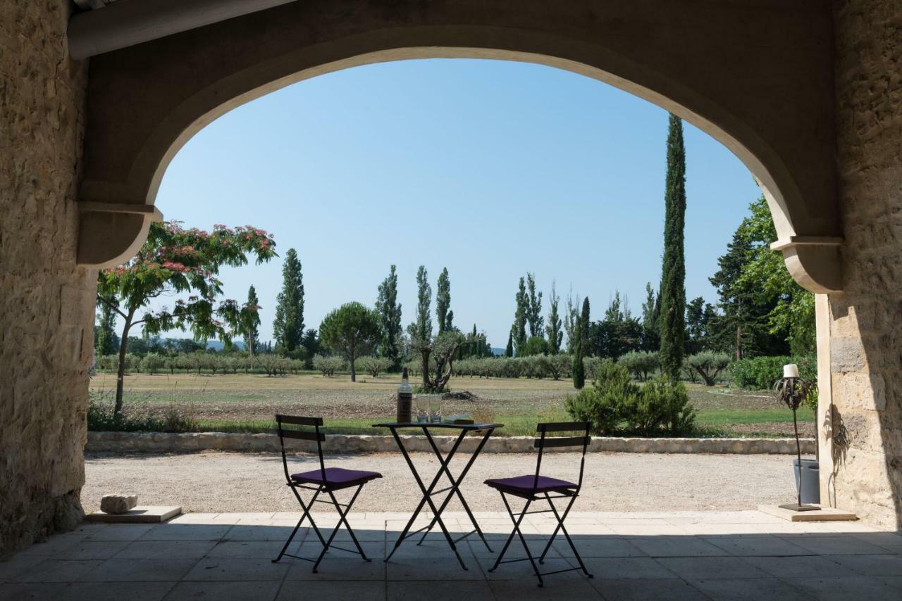 Domaine De Fontbelle Graveson Exterior foto